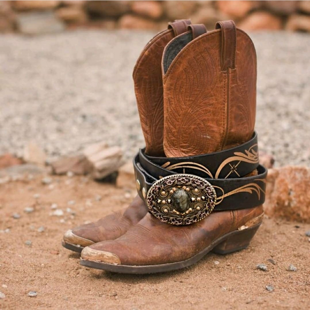 Belt Buckles & Leather